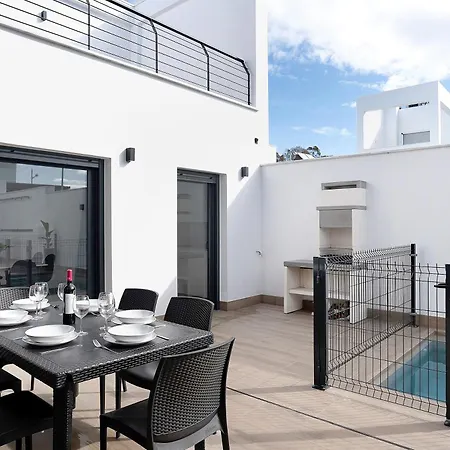 Adosado Marol Solo Familias بيت للعطل *