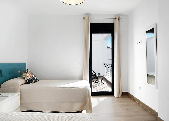 Adosado Marol Solo Familias بيت للعطل *