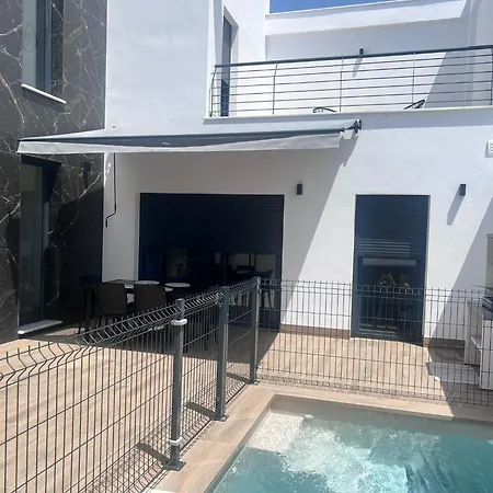 Vakantiehuis Adosado Marol Solo Familias *