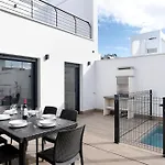 Adosado Marol Solo Familias Holiday home Conil De La Frontera