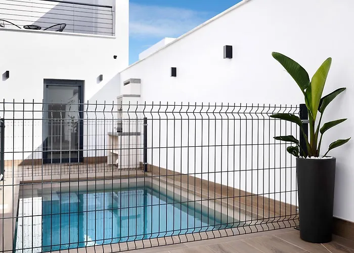 בית נופש Adosado Marol Solo Familias *